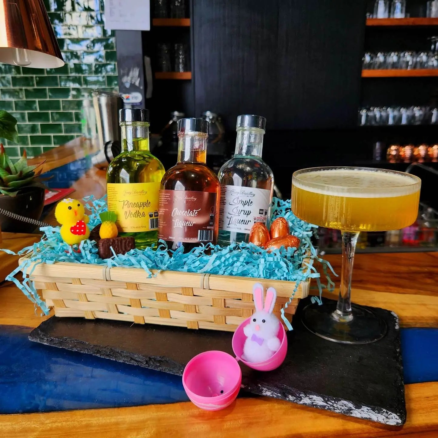 Pineapple Chocolate Cocktail Kit Newy Distillery
