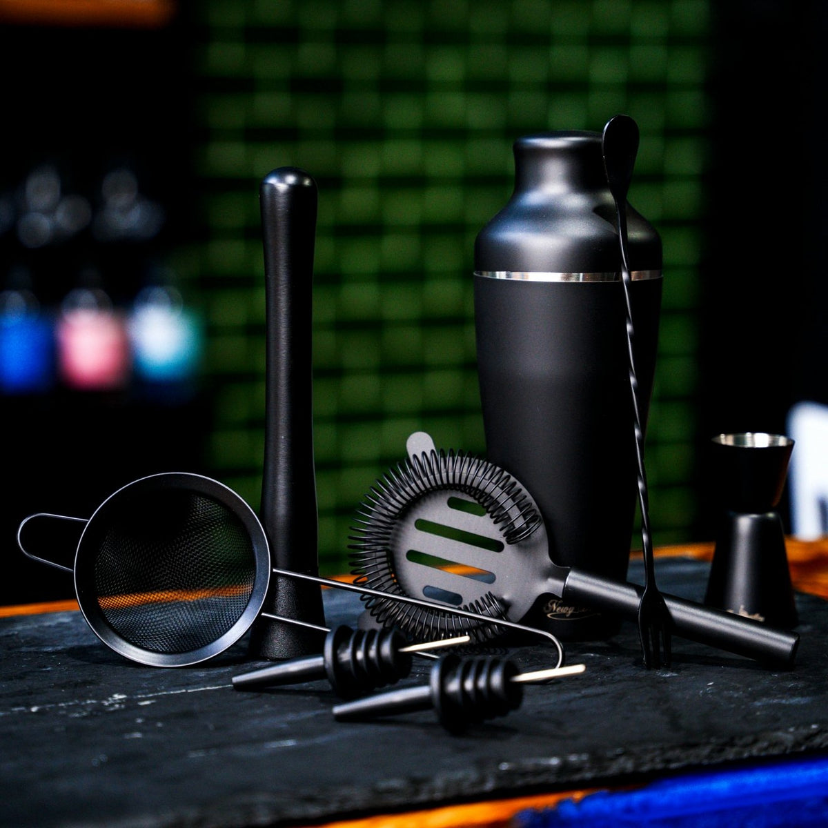 Black Deluxe Cocktail Making Mixology Kit