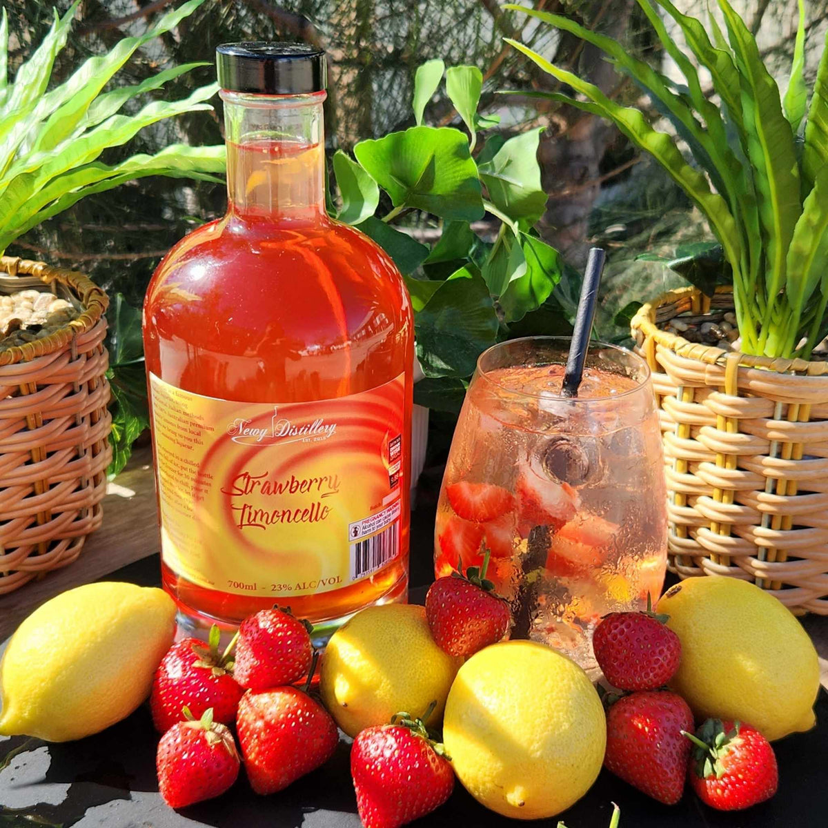 Strawberry Limoncello Fruit Infused Liqueur – Newy Distillery