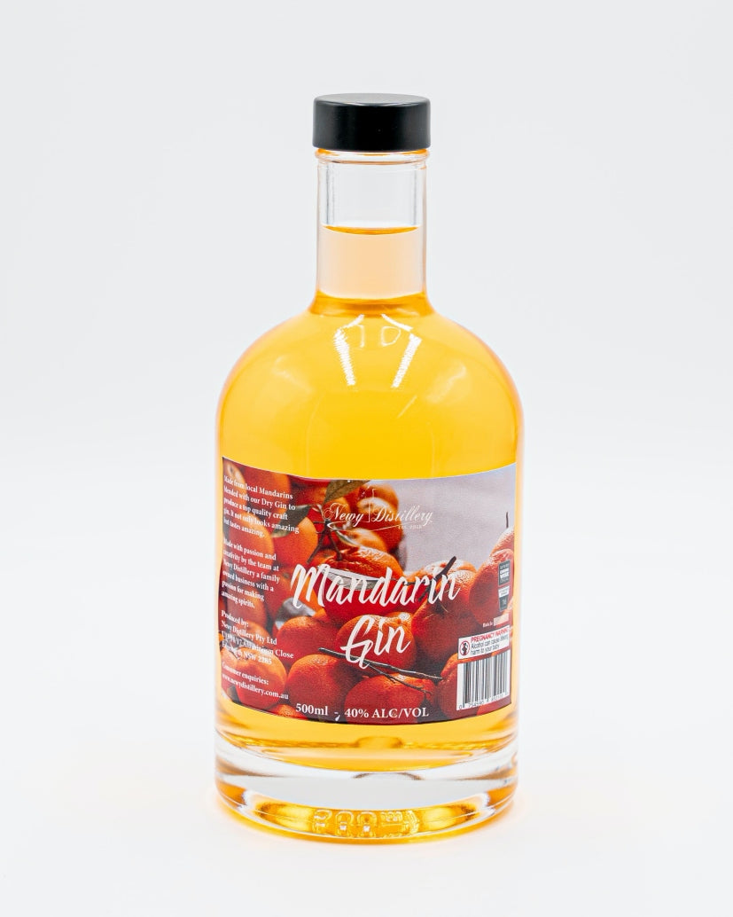 Newy Distillery Mandarin Gin. Newy Distillery Dry Gin infused with fresh mandarins. Limited Edition bottle. Craft gin. Fruit gin. 500ml bottle.