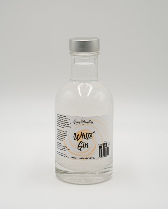 White Shimmer Gin 200ml bottle. Coloured Glitter Gin Newy Distillery.
